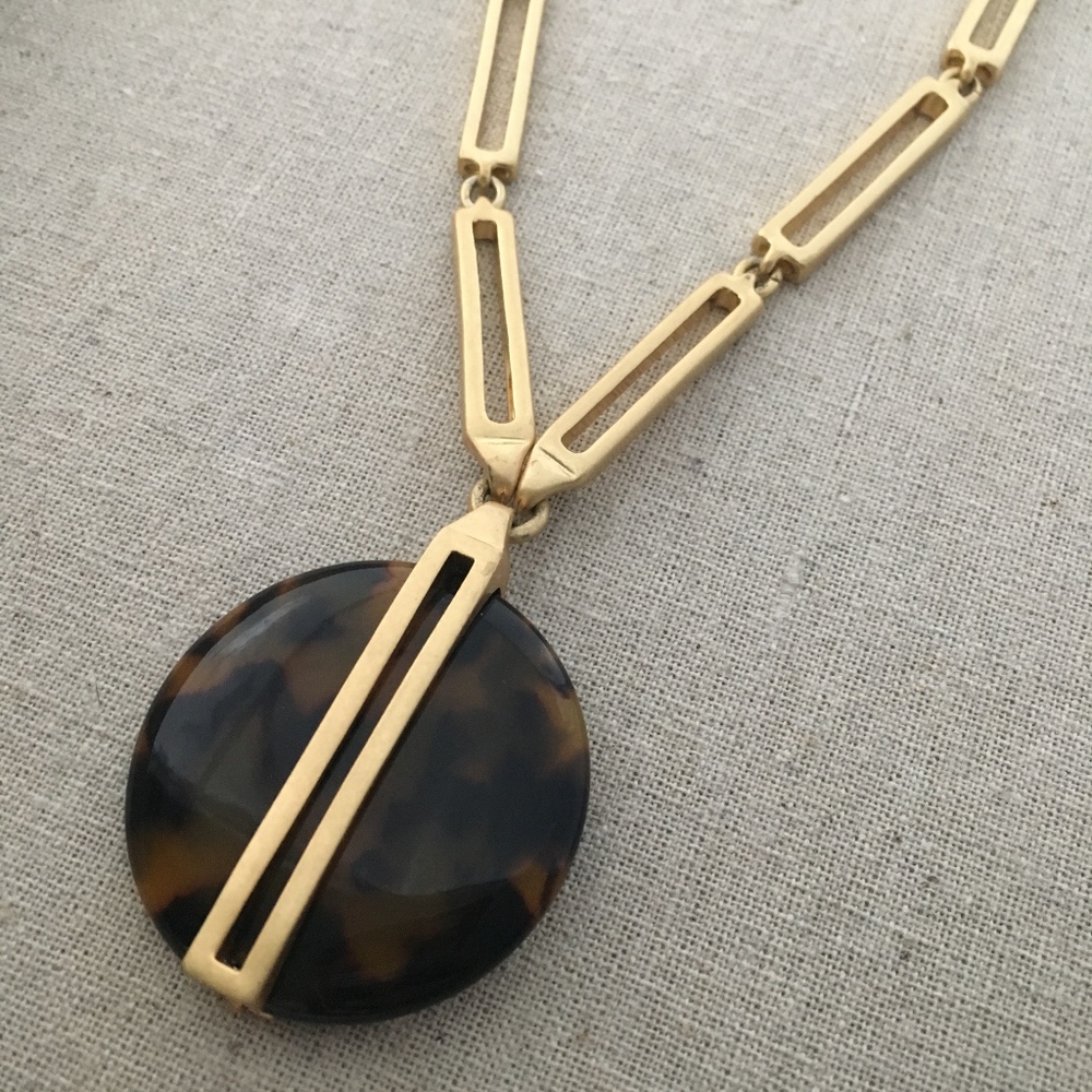Stella & Dot Jaya Tortoise Pendant